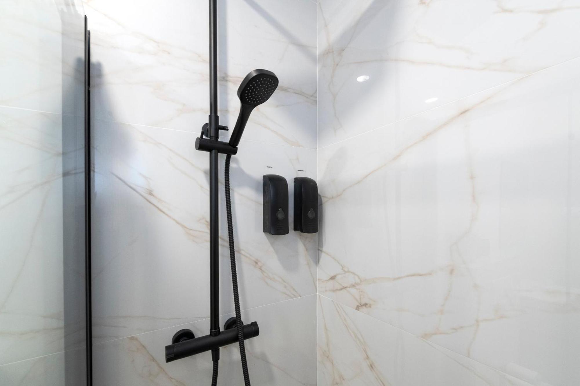 Exclusive Apartment Jacuzzi Malaga Bagian luar foto