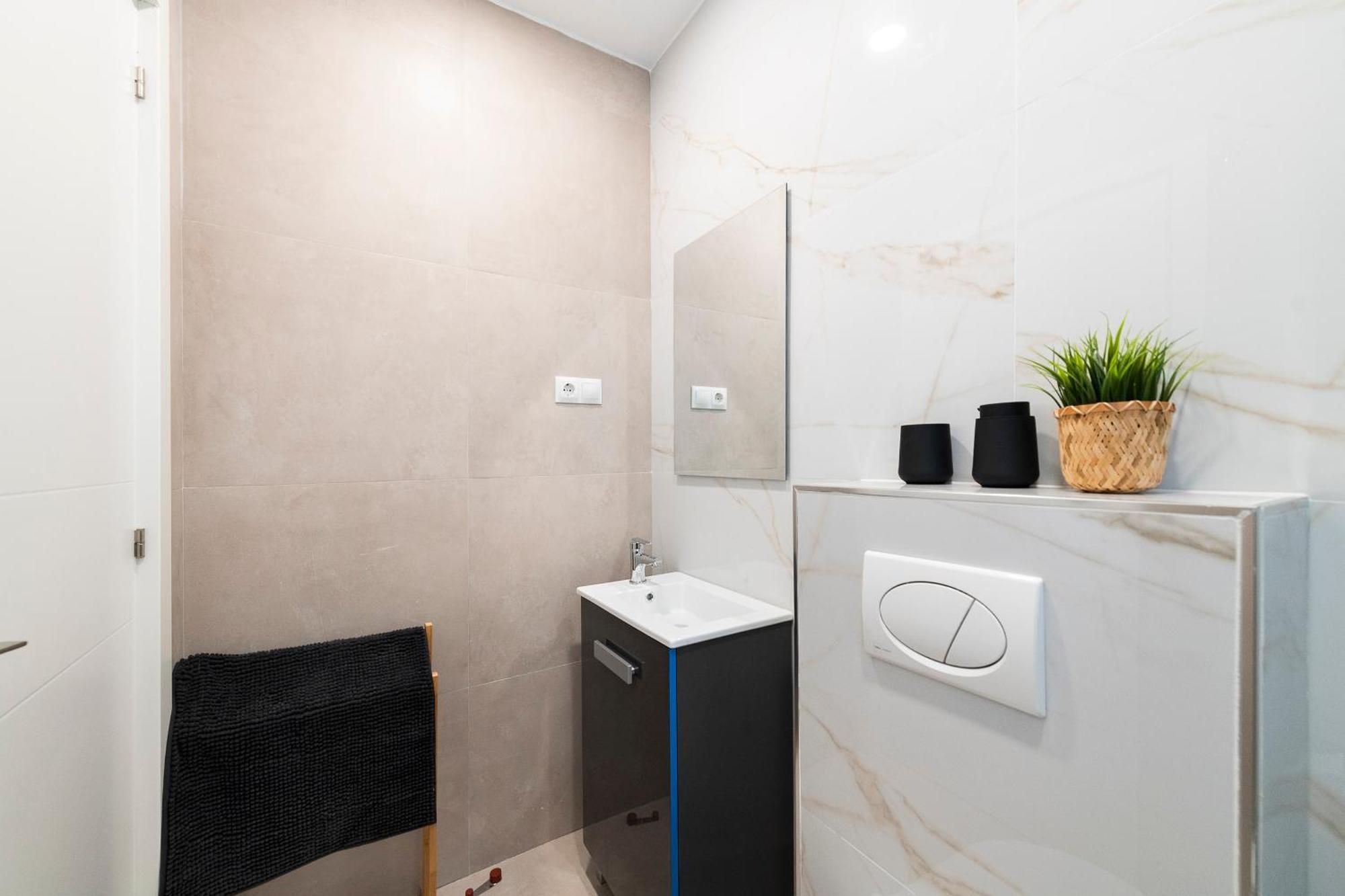 Exclusive Apartment Jacuzzi Malaga Bagian luar foto